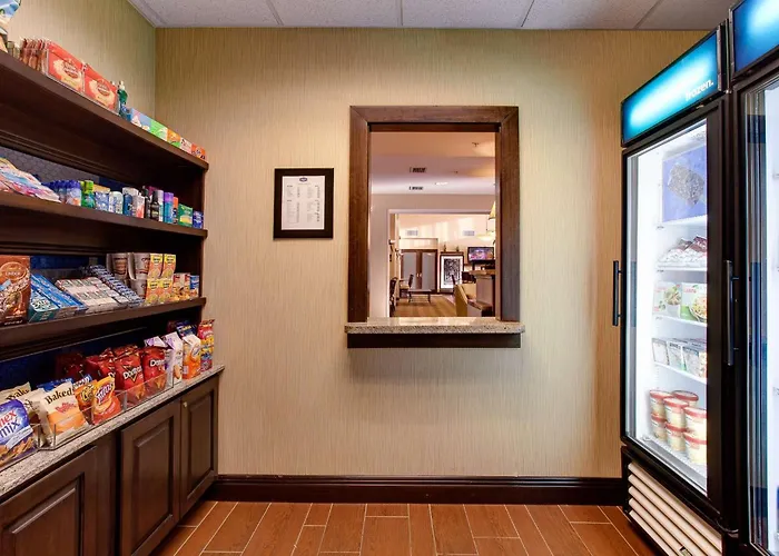 Hampton Inn & Suites Chicago/Saint Charles