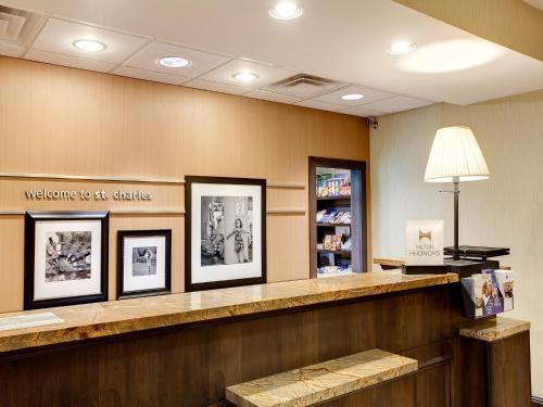Hampton & Chicago/saint Charles Hotel Saint Charles