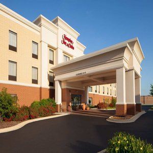 Hampton & Chicago/saint Charles Hotel Saint Charles